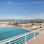 Appartement Perla Garda With Pool Peschiera del Garda