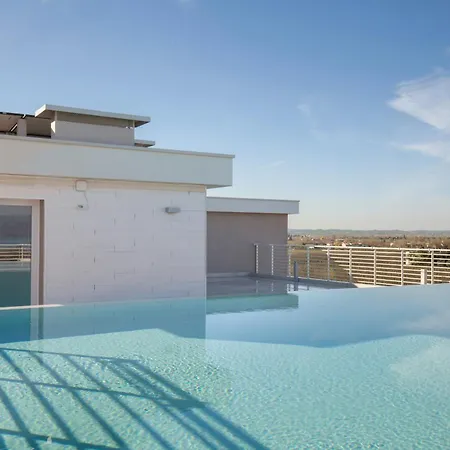 Perla Garda With Pool