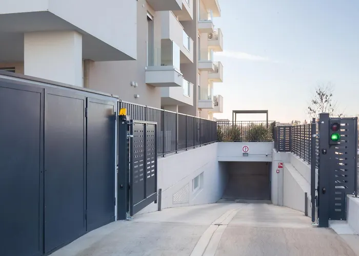 Perla Garda With Pool Пескьера-дель-Гарда