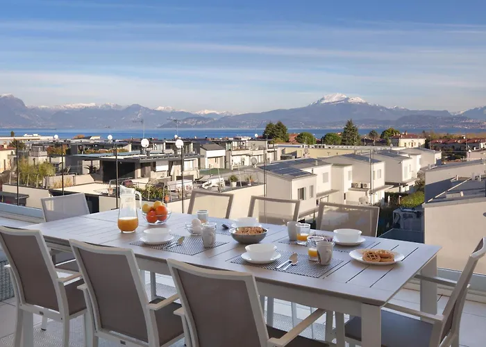 Апартаменты Perla Garda With Pool