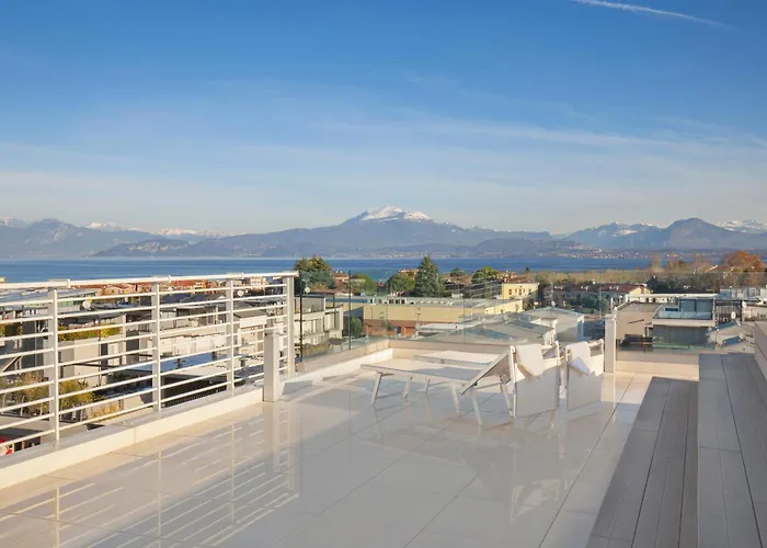 Perla Garda With Pool *