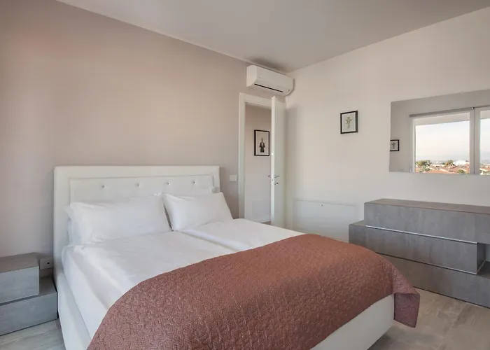 Апартаменты Perla Garda With Pool *